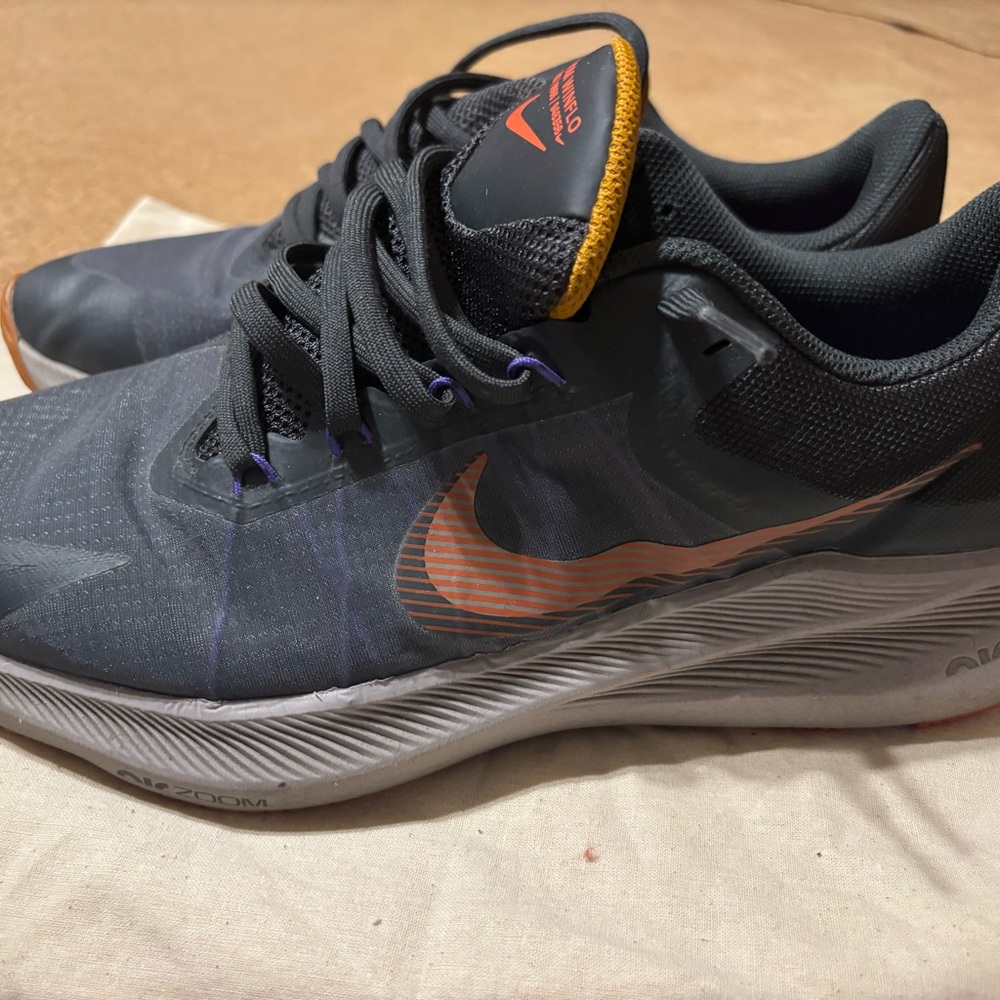 Nike Air Zoom Size 10.5 Grey and Orange